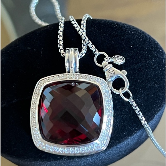 David Yurman Albion 20mm Garnet & Diamonds Pendant/Necklace With 18" Chain. - Picture 2 of 7